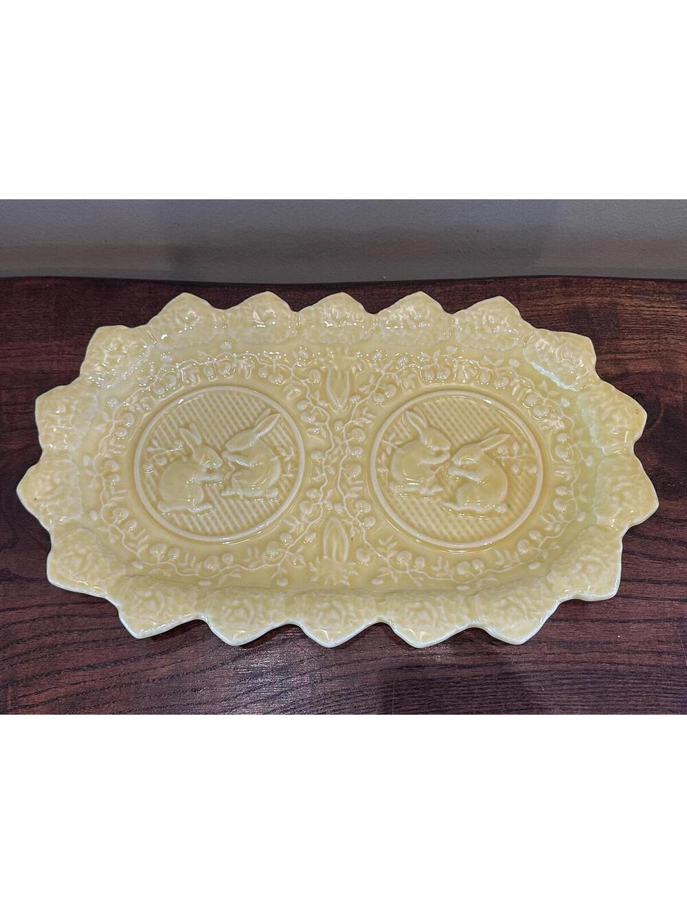 Vintage Easter Bordallo Pinheiro Basketweave Bunny buffet tray/ platter